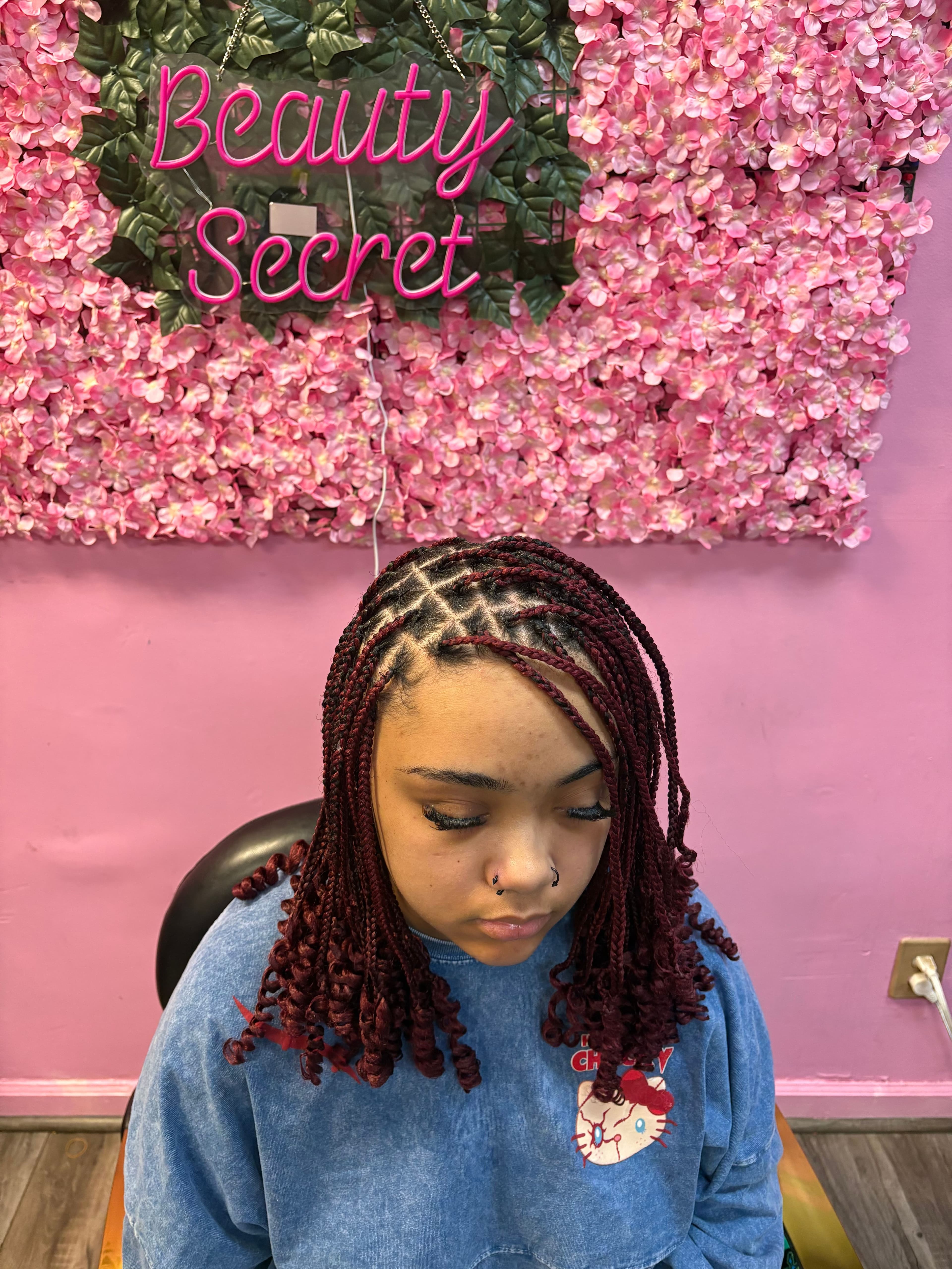 Medium Knotless Braids hairstyle inspiration